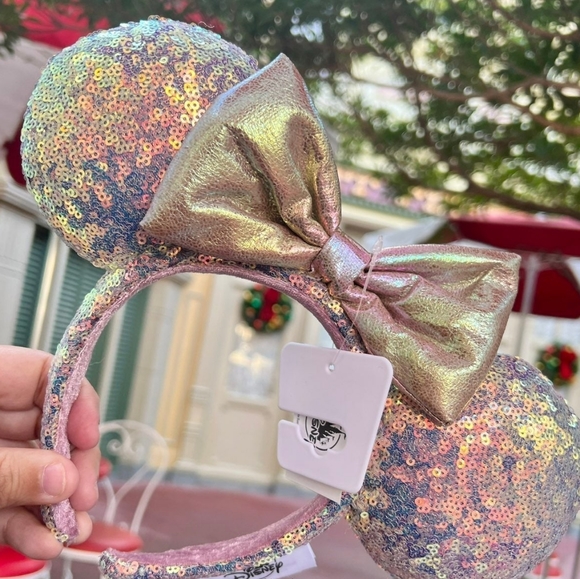 Disney Earidescent 50th Anniversary Ears - Picture 2 of 3
